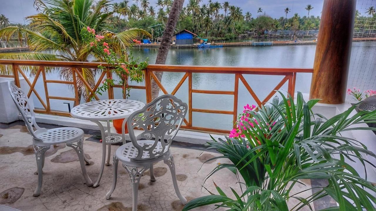 Vala House Hotell Cherai Beach Eksteriør bilde